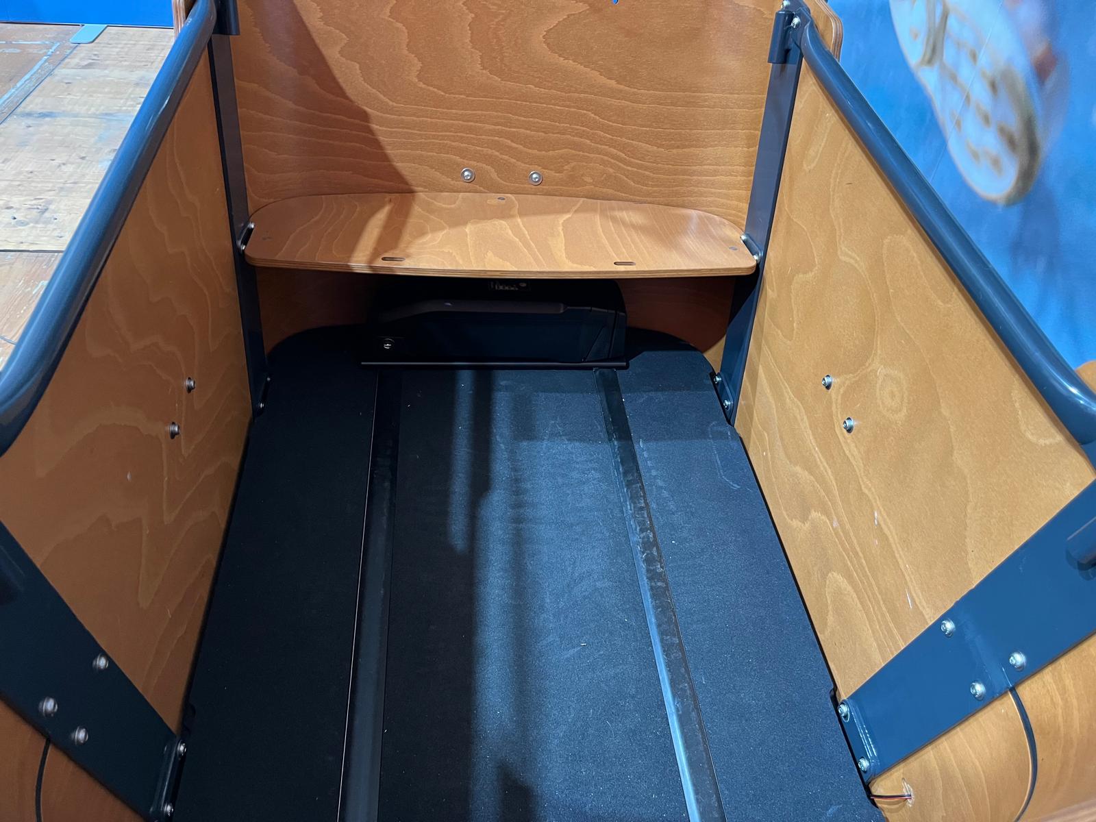 Babboe Curve Mountain 2026 – Neue Bodenmatte und Schienensystem