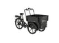 Cargobike Flex Kindergarten E-Lastenrad Dreirad schwarz – Schrägansicht mit geöffneter Fronttür der Transportbox