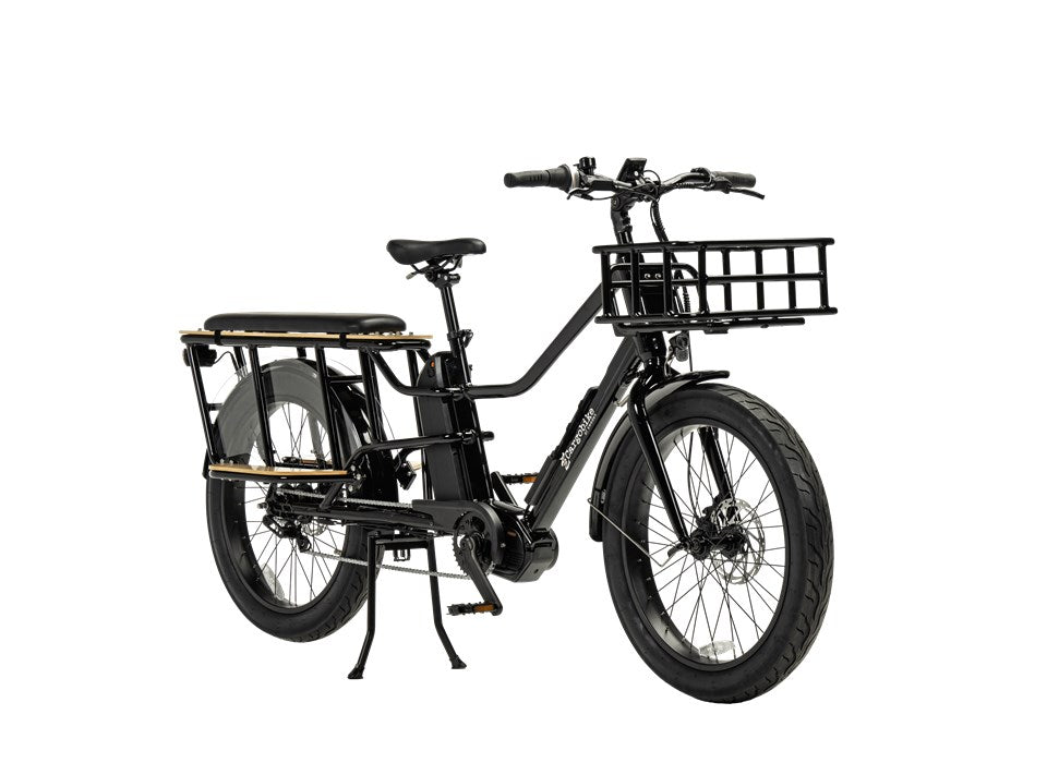 Cargobike Longtail Varia E-Lastenrad – Schrägansicht mit Gepäckträger und Frontkorb